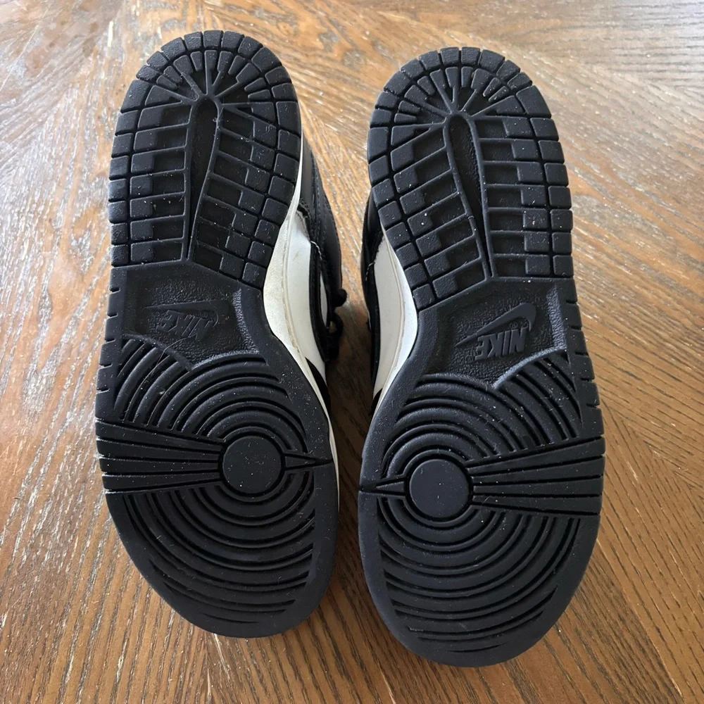 Nike Dunk Low Panda Black White GS Size 4Y Youth Shoes CW1590-100 - Picture 6 of 7